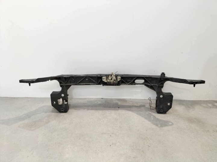 support panel for radiators Renault Megane and (1995-2002)