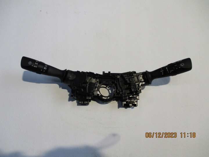 switches under the steering wheel TOYOTA CHR