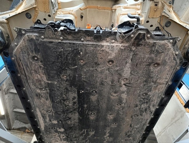 Baterija 4KE971243A Audi Q8 e-tron 2024 15