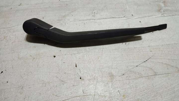 Volvo V40 II 2018r wiper arm windows rear part
