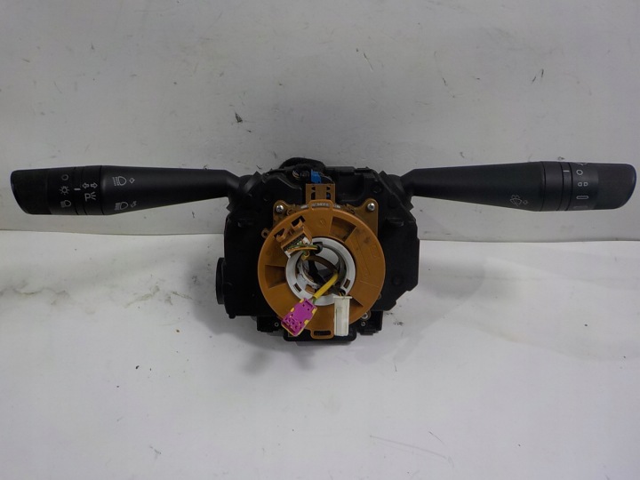 FIAT GRANDE PUNTO páčky pod volant a ovládání kroužek airbag