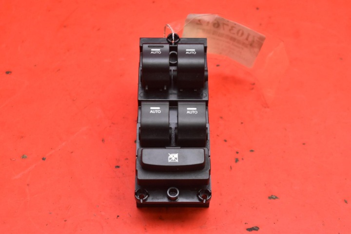 control panel of the window EU 93570-3Z300 HYUNDAI I40 VF 11-15
