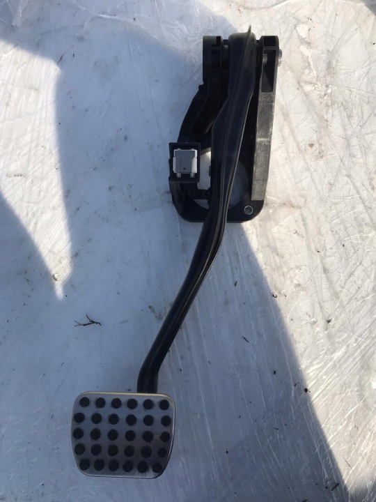 PEDAL fék W246 AMG LIFT A2462920208