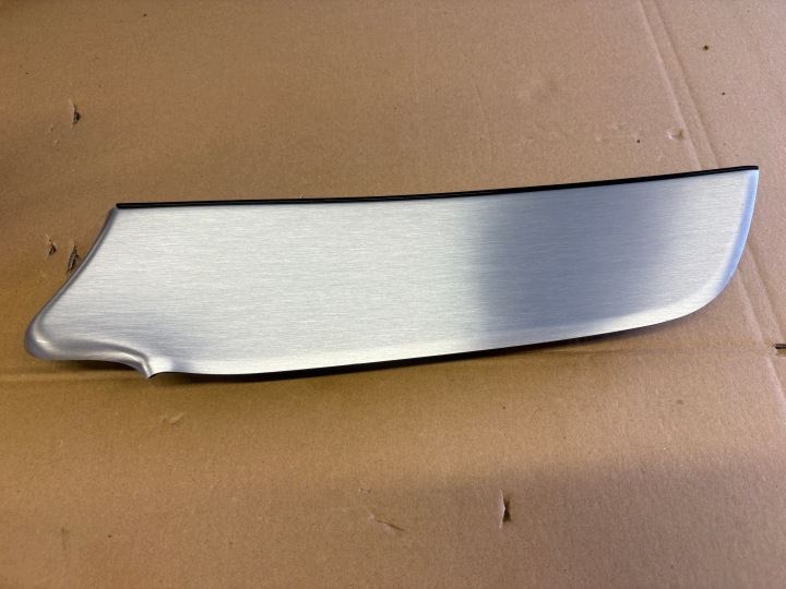 MERCEDES A classe W 177 moulage DEKOR droite avant A1777205200
