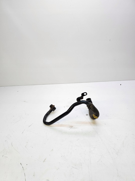 tubo tubazione d’acqua AUDI A4 B9 2.0 TDI 04L121085AK