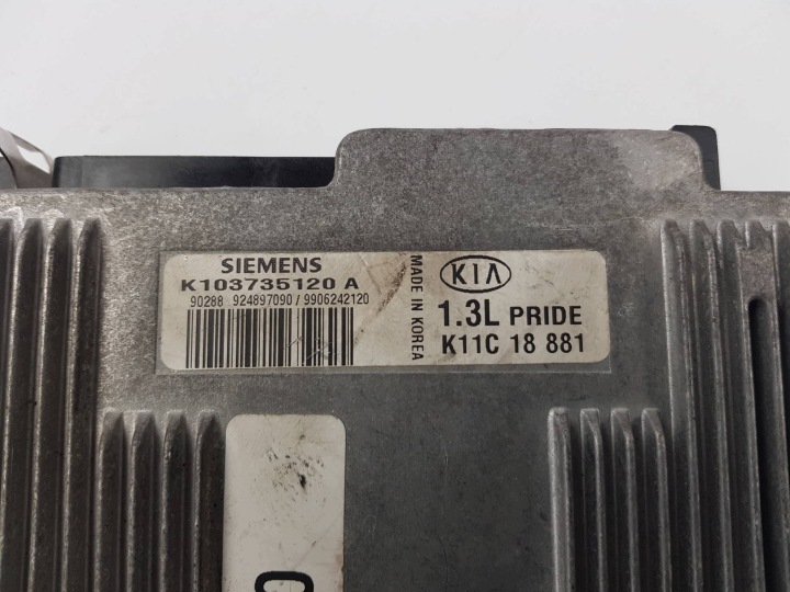 computer des motors ECU K103735120A KIA