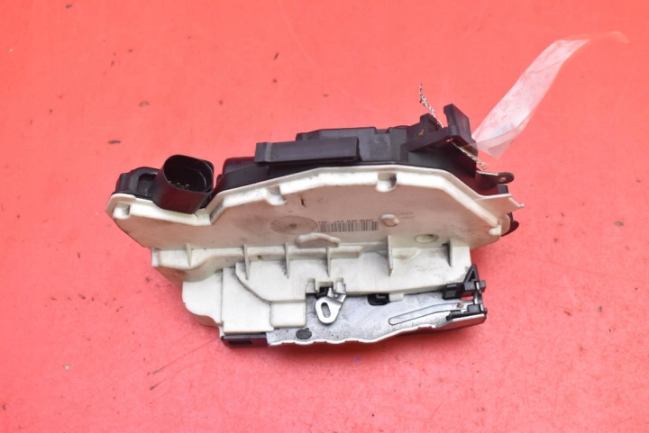 lock door right rear part rear 1S4839016C SKODA SUPERB 2 II HB 08-13