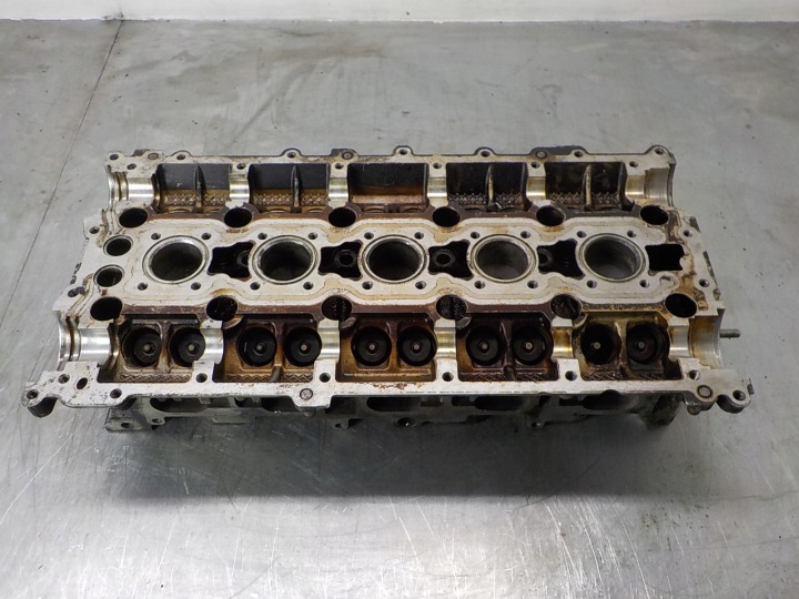FORD MONDEO MK4 S-MAX VOLVO S60 V70 II 2.5T head. of the engine B5254T HUWA