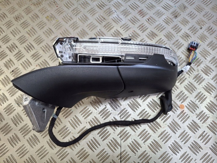 SPECCHIETTO RETROVISORE Destro SCATOLA VW TIGUAN III 2024R-> 15PIN