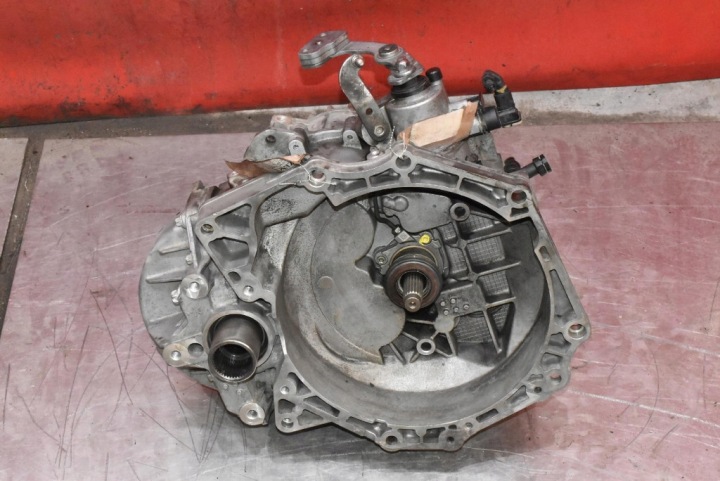 Prevodovka 55568208 OPEL MOKKA A 1.4 T 140 KM AWD 12-15