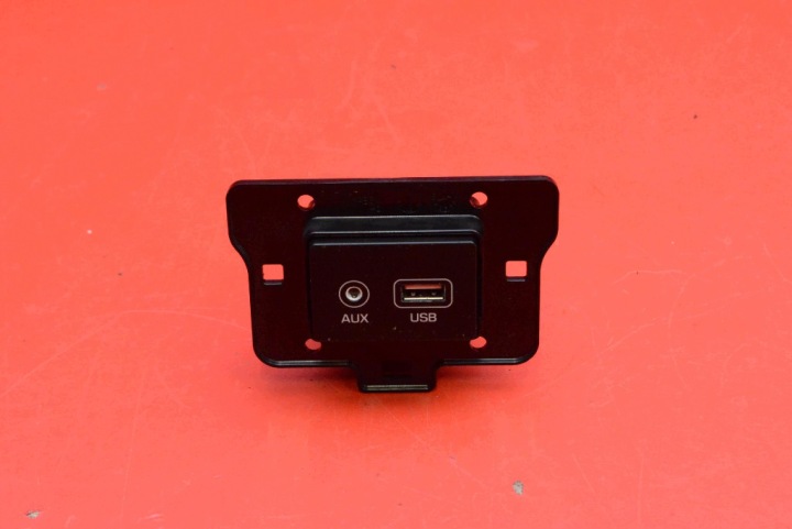 lettore SLOT AUX USB 96120-J9500 HYUNDAI KONA 1 e LIFT 20-21