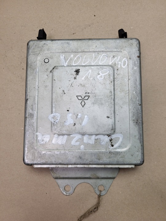 computer control unit of the engine MITSUBISHI CARISMA 1.8 BENZ. OE EUROPA