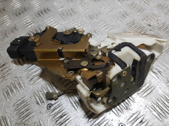 de la Serrure Portière Droite Arrière Arrière SUZUKI IGNIS 6 PIN