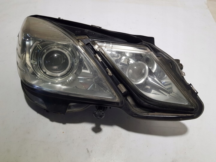 Licht rechts vorne MERCEDES W212 XENON BI-XENON 2128204161 EUROPA