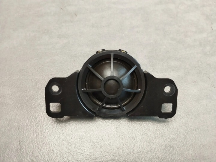 Audi A6 C7 4G Altoparlante WYSOKOTONOWY 4H0035399