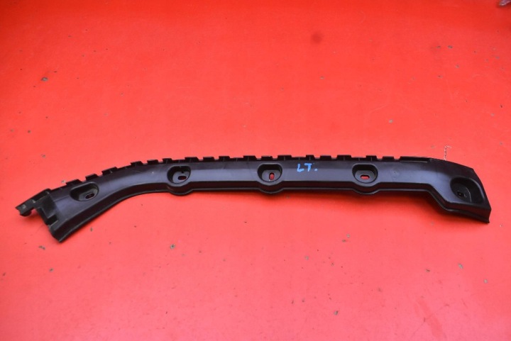 Suppporto montaggio paraurti sinistra posteriore 5E5807393B SKODA OCTAVIA 3 III 5D HB LIFT 17-20