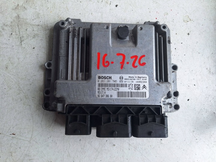 PEUGEOT számítógép Vezerlő egység a motrot 9664738680 BOSCH 0261201505