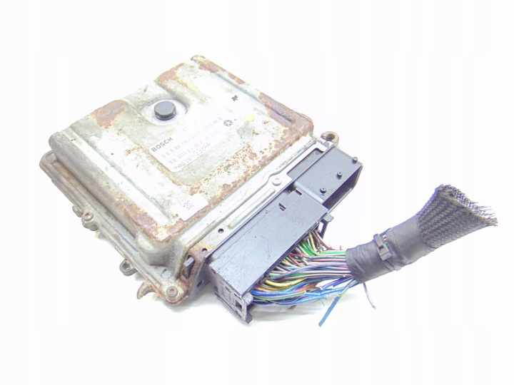 Bedienteil Computer DES MOTORS ECU JEEP COMMANDER und XK 3.0 CRD P05187330AA
