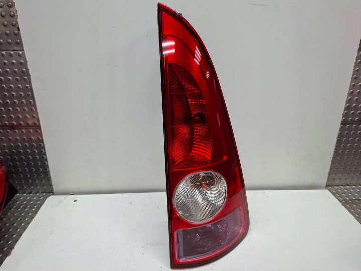 Licht hinten rechts 8200027152 RENAULT ESPACE IV 2003