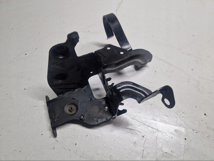 AUDI A6 C6 2.7 TDI držač pumpe ABS 4F0614119M