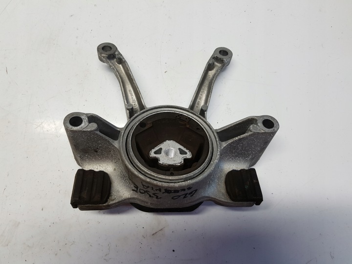 BMW G20 330e Stütze getriebehalter getriebestütze getriebelager 6861567