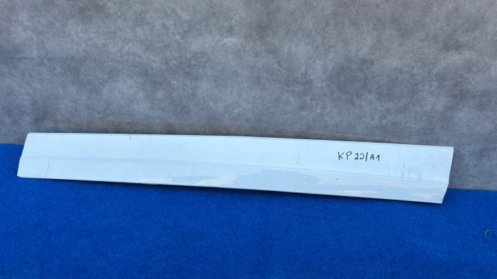 VW T-ROC CABRIO 2GC moulding door left front 2GC854939A KP20/A1