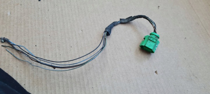 A5 8T LIFT Spina KOSTKA ZLACZE FANALE FARO W parafango 4H0973713C A4 B8 A6 C7