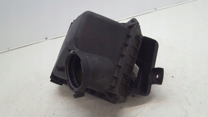 cover of a filter, air Audi A4 B6 2,5 TDI