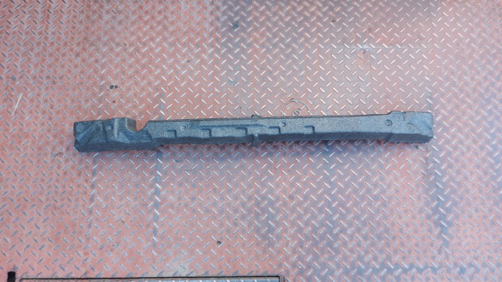 ABSORBER Polystirén nárazníku předek TOYOTA AYGO II 14