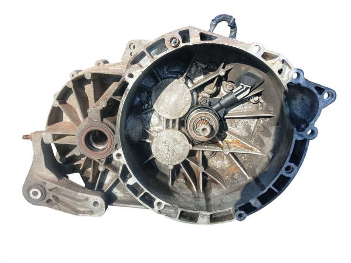 gearbox, VOLVO V70 III (07-11 2.0 D 136KM 100kW 8G9R-7002-RB 221 TYS