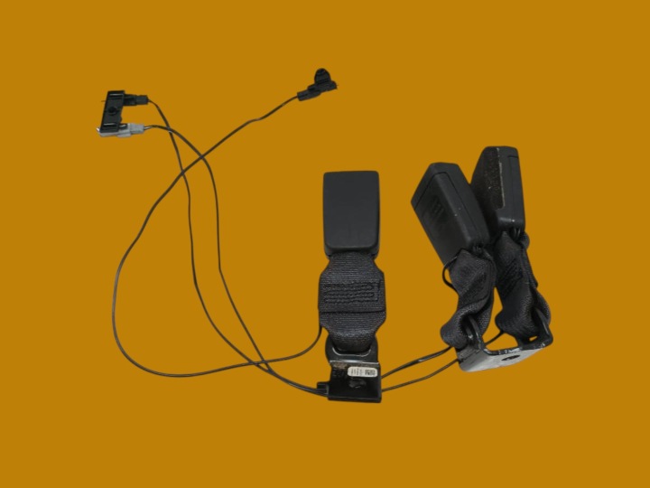 ZAPINKA supports safety right left rear part KANAPY KPL Opel Astra V K