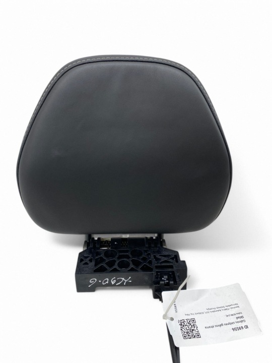 Volvo XC90 Rear seat head restraint 14