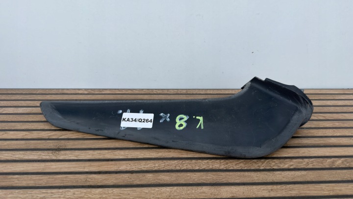 FERRARI ITALIA 458 F142 HOKEJ Moulage SPOILER Gauche Pare choc Avant KA34/Q264