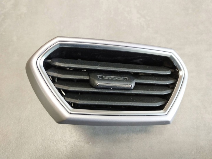 Seat Leon IV 2024 rešetka rešetka ventilacije lijeva 5FB820901A
