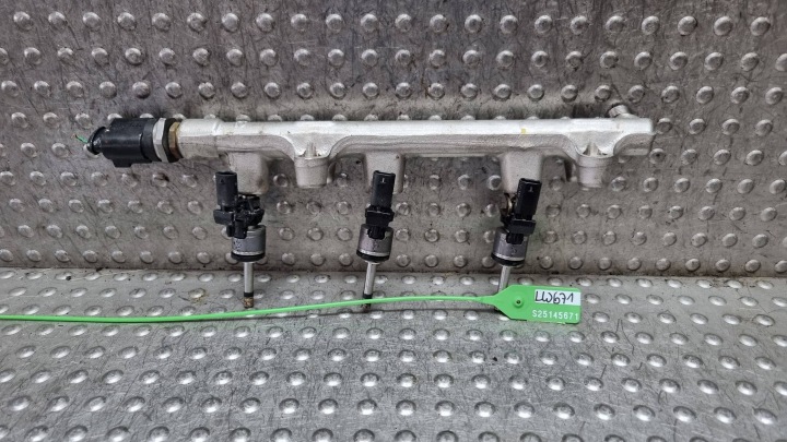 Kraftstoffverteiler Einspritzleiste Einspritzdüse 0261500443 IBIZA V POLO VI 2G ARONA SCALA 1.0 TSI