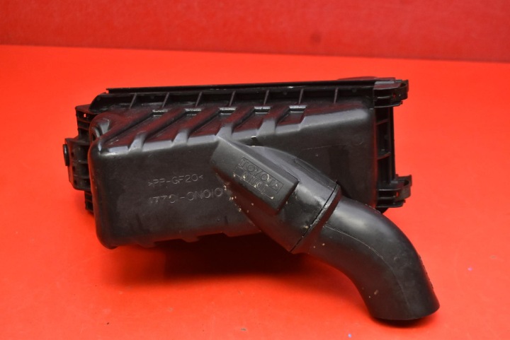 cover of a filter, air 17705-0N010 TOYOTA YARIS 1 and 1.4 D-4D 75 KM 03-05