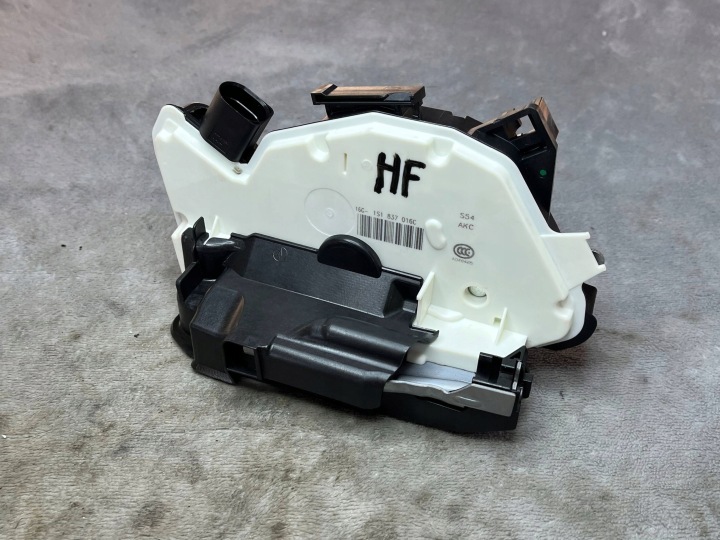 de la Serrure Portière Droite Avant Avant EU 1S1837016C SKODA SUPERB 2 LIFT 13-15 !J