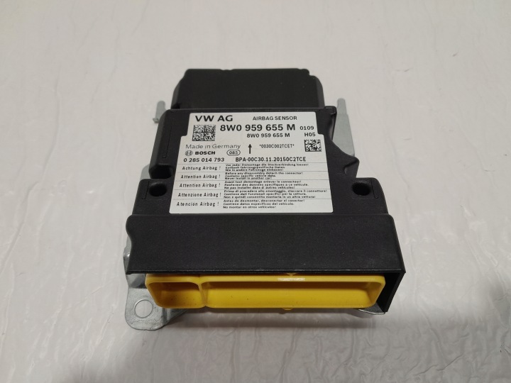 AUDI A4 B9 LIFT modul SENSOR AIRBAG 8W0959655M