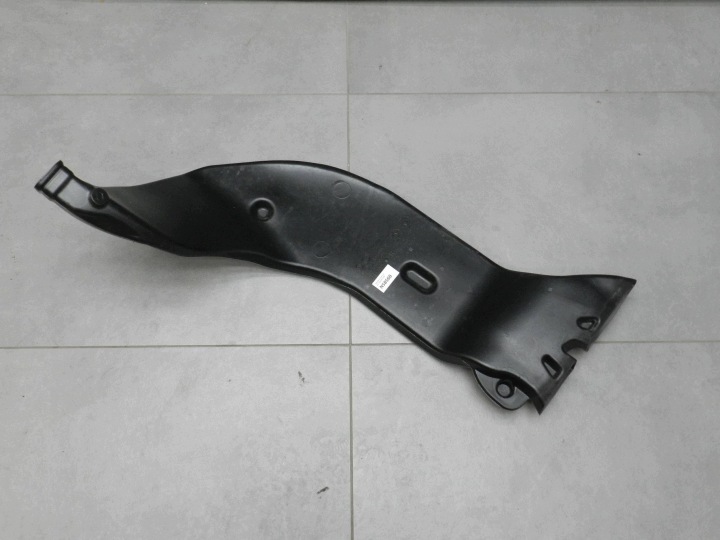 Volkswagen Golf VIII drain air conditioning devices air 5Q0819806E