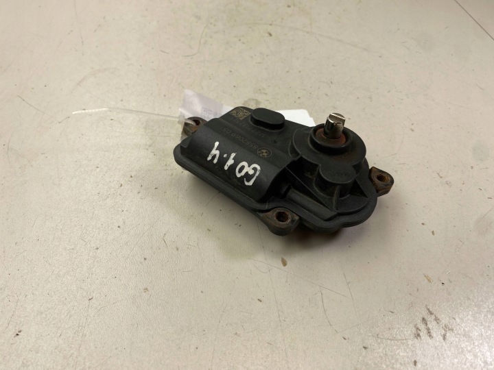BMW X3 G01 EGR STEROWNIK 8582069 6