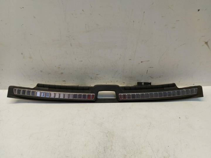 VOLVO V90 cover of the threshold rantu boot rear part