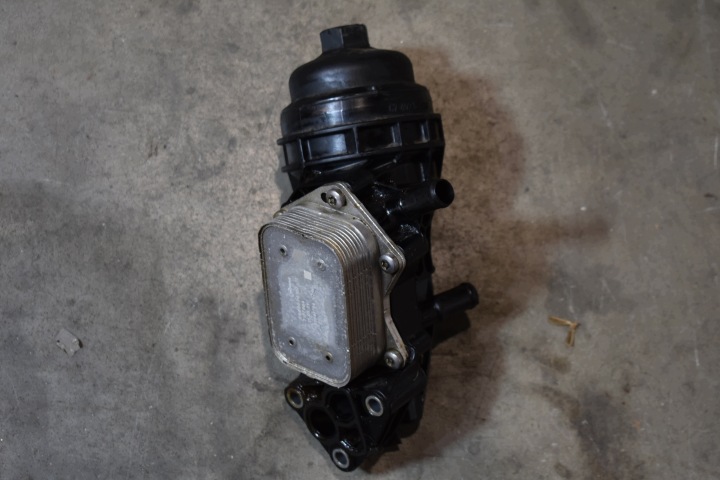 IDEALNA SCATOLA Filtro olio + radiatore MERCEDES GLB X247 1