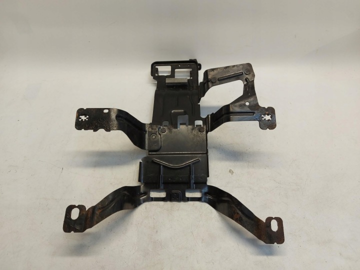 PEUGEOT 508 II 1.6 EH Stütze Halter 9824022880