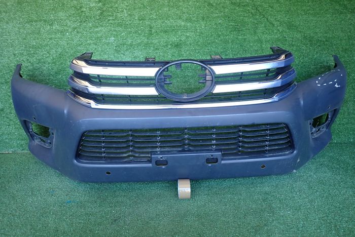 TOYOTA HILUX VIII 8 15- Paraurti anteriore Anteriore