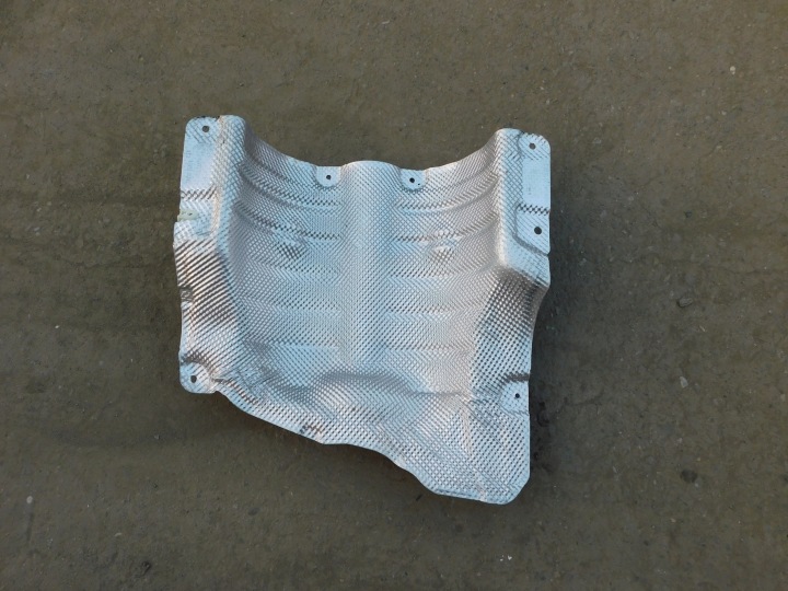 BMW G24 G20 G21 G28 G22 G23 G26 izolacja fedél termiczna tunelu 148778-11