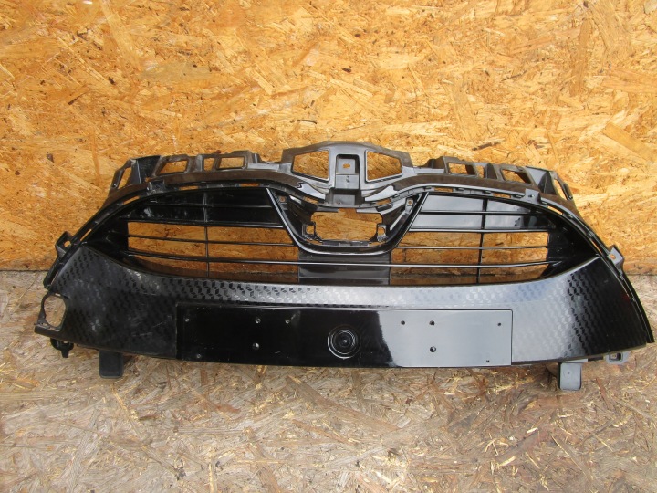 Grill Kühlergrill der Stoßstange Toyota Yaris IV 19