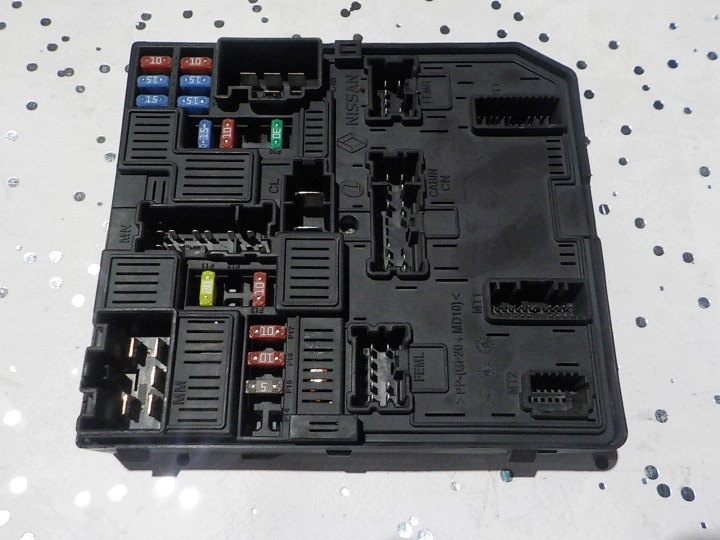 NISSAN PULSAR BSM BSI modul UCH 284B73ZLOA NB