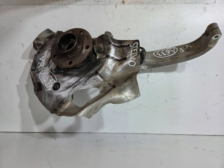 Alfa Romeo Stelvio Achsschenkel Radnabe Radlager vorne rechts 50541554 (A633)