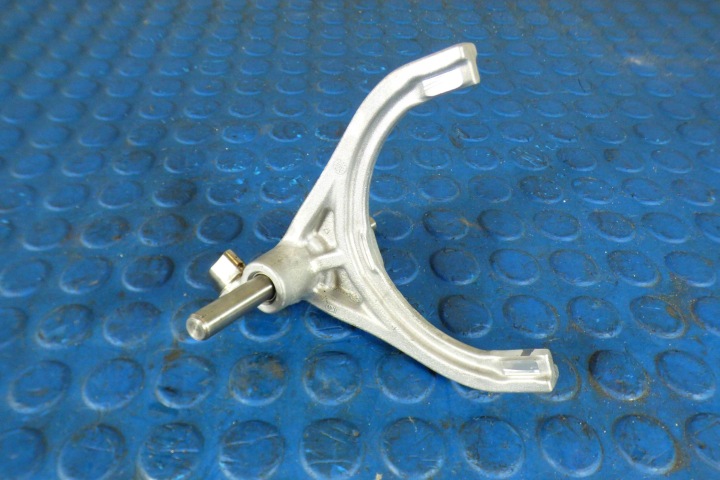 Renault Clio IV 1.2 b AUTOMAT widelec Schalt getriebe 2509248103