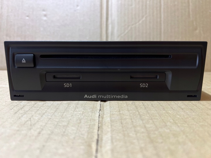 AUDI A3 8V player navigation devices MULTIMEDIA SD MMI 8V0035047B